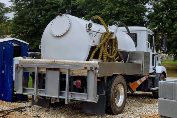 Best Portable toilet rental cost  in East Oakdale, CA